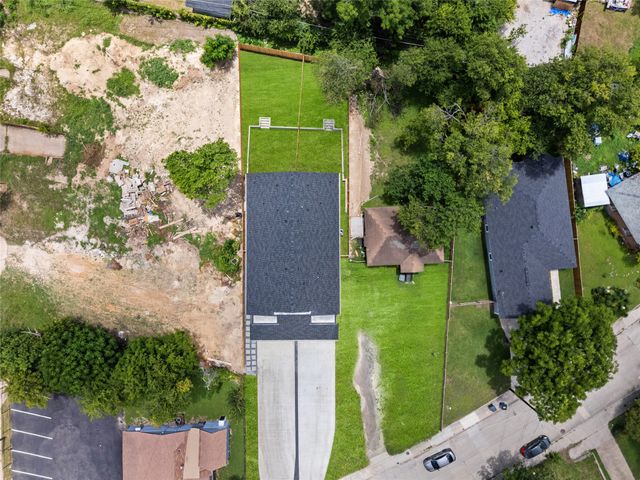 520 Woodbine Avenue, Dallas, TX 75203