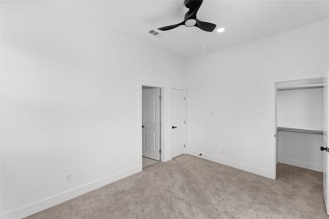 520 Woodbine Avenue, Dallas, TX 75203
