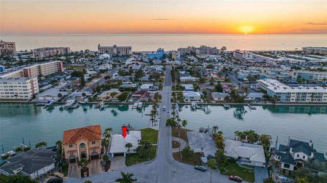 370 59TH AVENUE, St Pete Beach, FL 33706