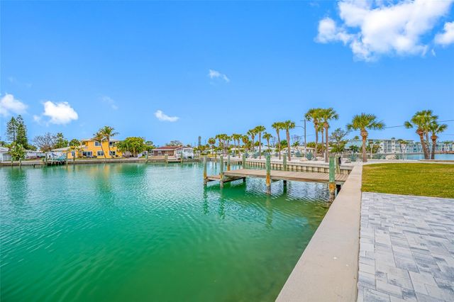 370 59TH AVENUE, St Pete Beach, FL 33706