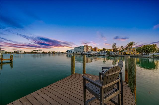 370 59TH AVENUE, St Pete Beach, FL 33706