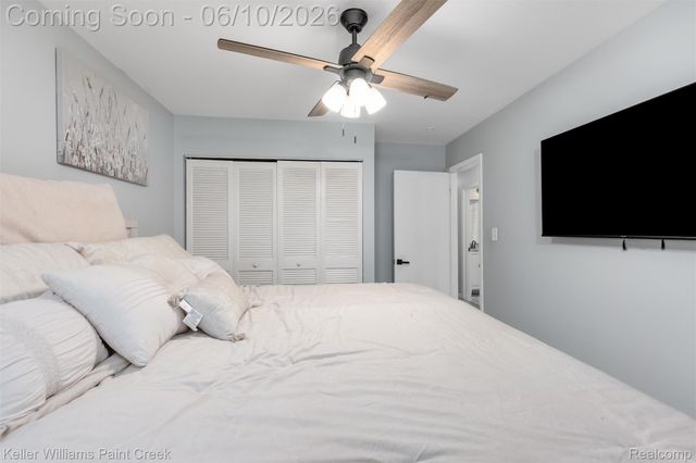 2742 Campers Drive, Highland Charter Township, MI 48356