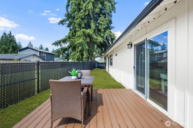 11829 SE 318th Place, Auburn, WA 98092