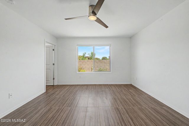 8675 E Seabury Court, Tucson, AZ 85710