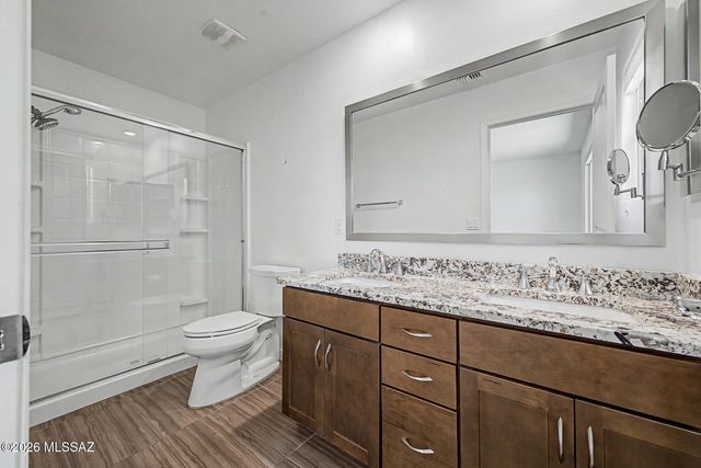 8675 E Seabury Court, Tucson, AZ 85710