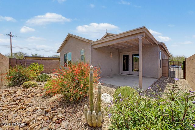 8675 E Seabury Court, Tucson, AZ 85710