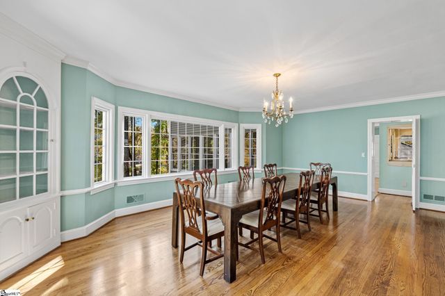 122 Lakecrest Drive, Greenville, SC 29609