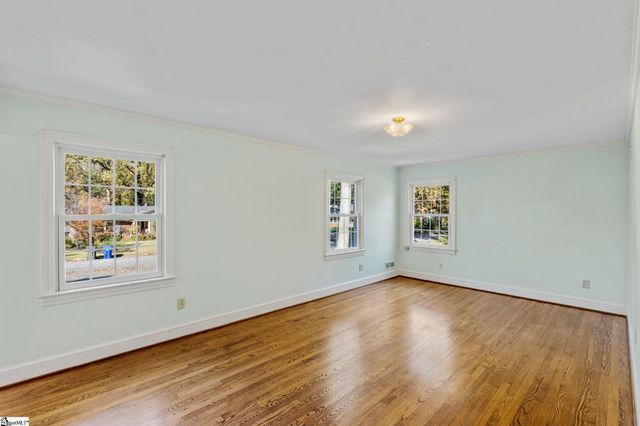 122 Lakecrest Drive, Greenville, SC 29609