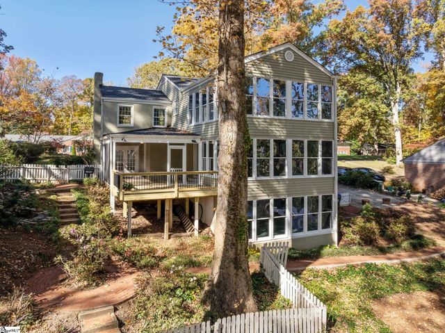 122 Lakecrest Drive, Greenville, SC 29609