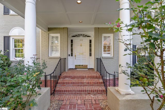 122 Lakecrest Drive, Greenville, SC 29609