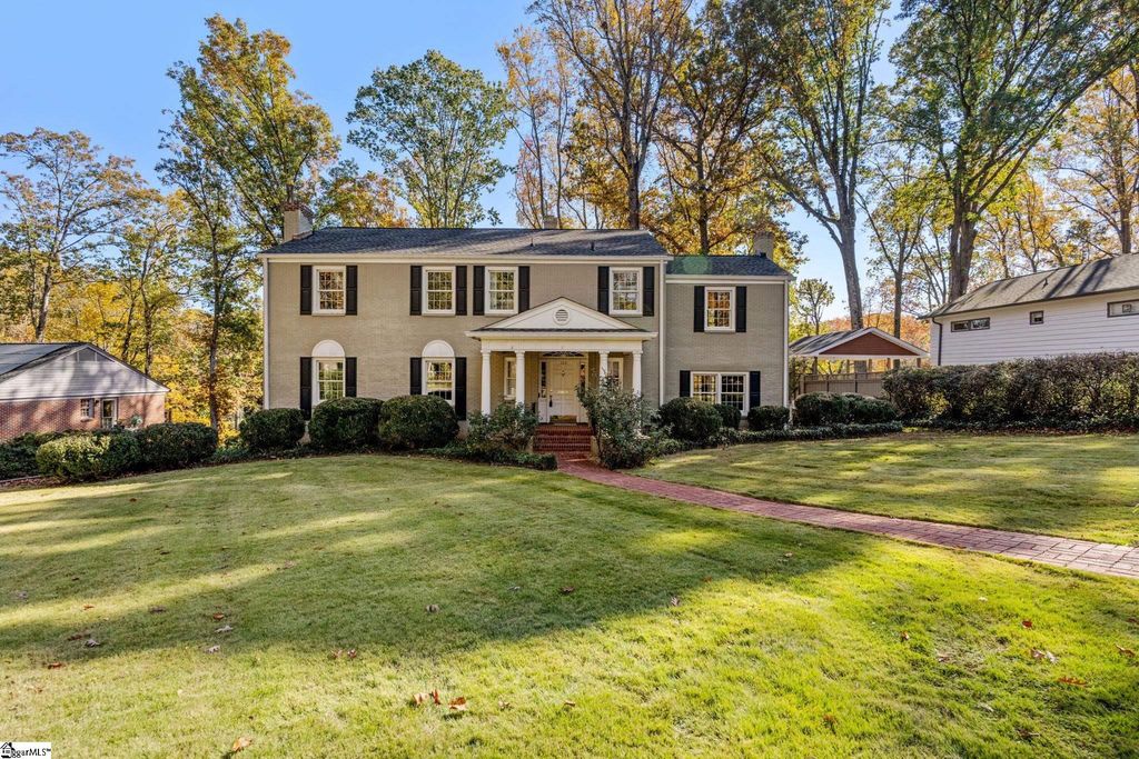 122 Lakecrest Drive, Greenville, SC 29609