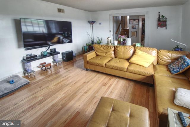 21680 LEITERSBURG PIKE, Hagerstown, MD 21742