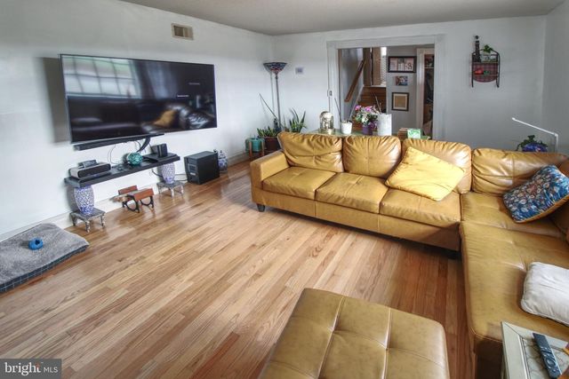 21680 LEITERSBURG PIKE, Hagerstown, MD 21742