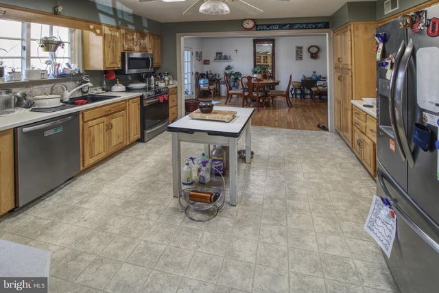 21680 LEITERSBURG PIKE, Hagerstown, MD 21742