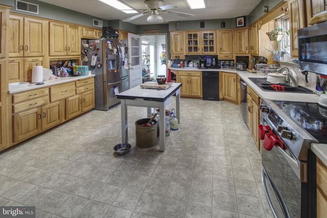 21680 LEITERSBURG PIKE, Hagerstown, MD 21742