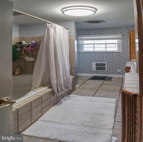 21680 LEITERSBURG PIKE, Hagerstown, MD 21742