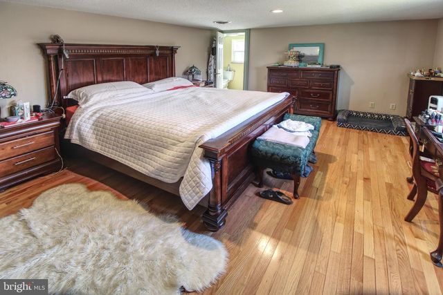 21680 LEITERSBURG PIKE, Hagerstown, MD 21742
