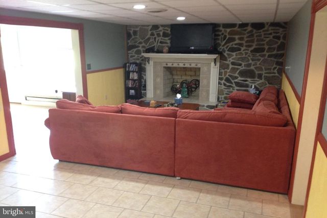 21680 LEITERSBURG PIKE, Hagerstown, MD 21742