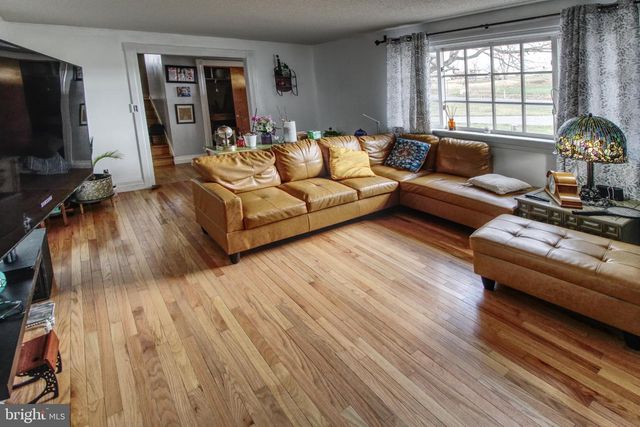 21680 LEITERSBURG PIKE, Hagerstown, MD 21742