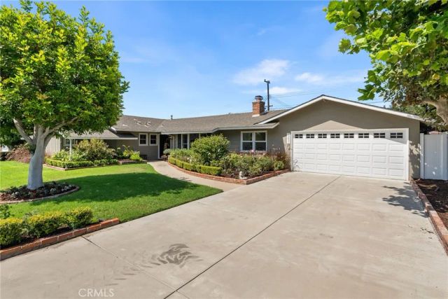 13831 Winthrope Street, North Tustin, CA 92705