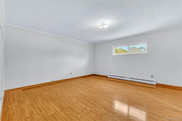 1501 Howell Road, Valley Stream, NY 11580