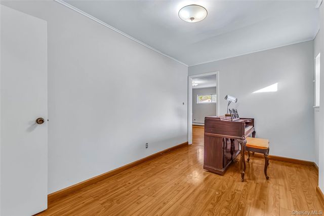 1501 Howell Road, Valley Stream, NY 11580