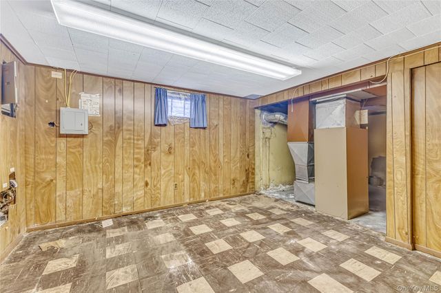 1501 Howell Road, Valley Stream, NY 11580