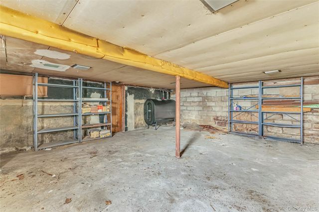 1501 Howell Road, Valley Stream, NY 11580