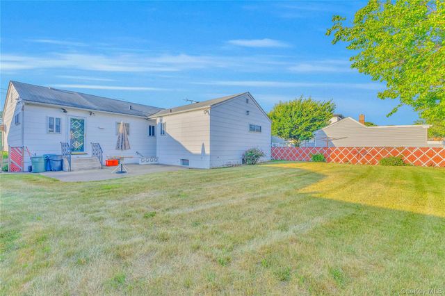 1501 Howell Road, Valley Stream, NY 11580
