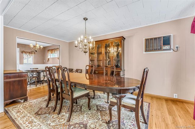 1501 Howell Road, Valley Stream, NY 11580
