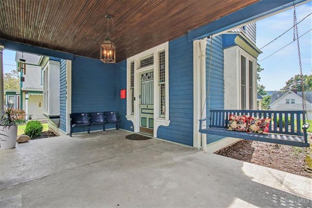 6735 Parkland Avenue, Cincinnati, OH 45233