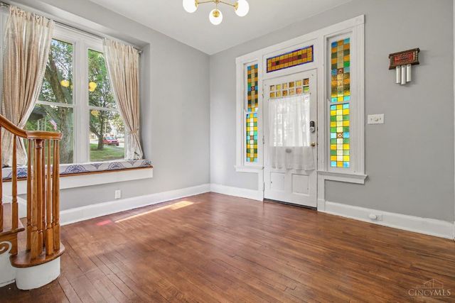 6735 Parkland Avenue, Cincinnati, OH 45233