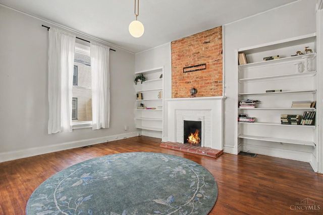 6735 Parkland Avenue, Cincinnati, OH 45233