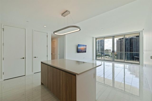 400 CENTRAL AVENUE 1105, St Petersburg, FL 33701
