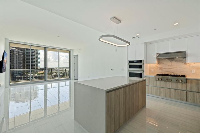 400 CENTRAL AVENUE 1105, St Petersburg, FL 33701