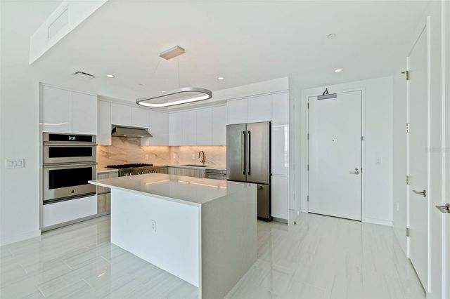 400 CENTRAL AVENUE 1105, St Petersburg, FL 33701