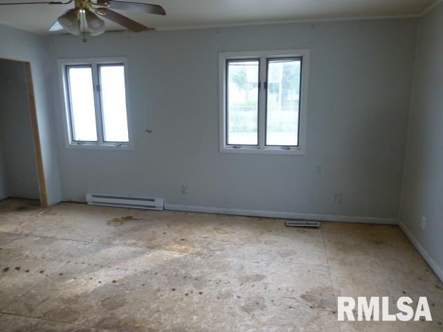 1932 E BLACK Avenue, Springfield, IL 62702