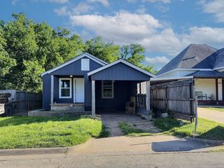 330 E Thompson Street, Jacksboro, TX 76458