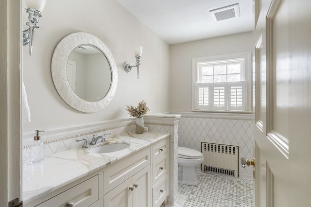 4 Dartmouth, Winchester, MA 01890