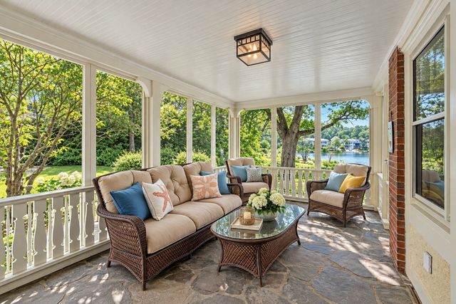 4 Dartmouth, Winchester, MA 01890