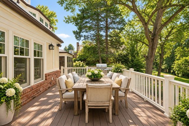 4 Dartmouth, Winchester, MA 01890