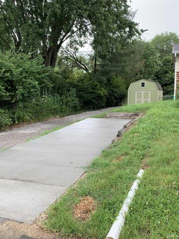 5250 W Nova Drive, Bloomington, IN 47404