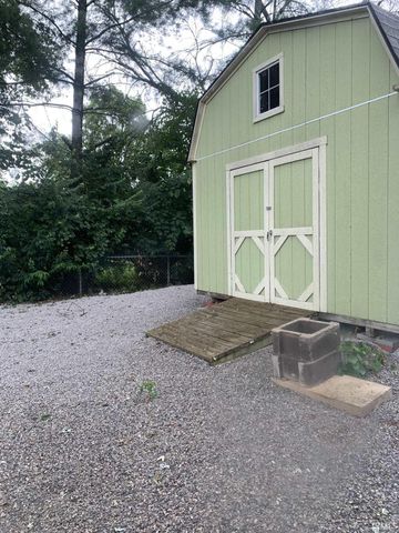 5250 W Nova Drive, Bloomington, IN 47404