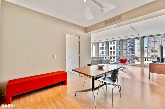 880 N Lake Shore Drive 25H, Chicago, IL 60611