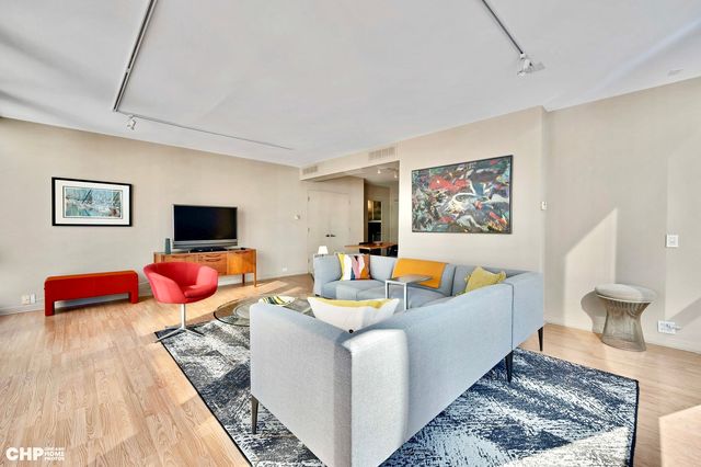 880 N Lake Shore Drive 25H, Chicago, IL 60611