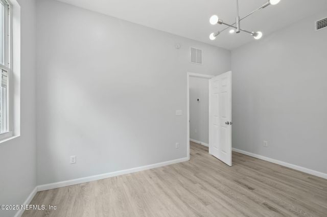 2010 N MAIN ST Street, Jacksonville, FL 32206