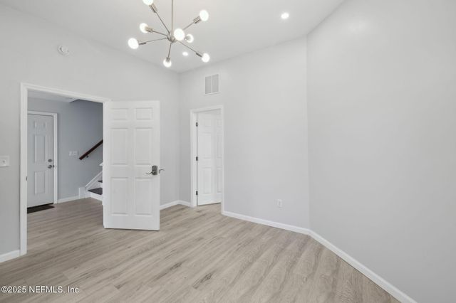 2010 N MAIN ST Street, Jacksonville, FL 32206