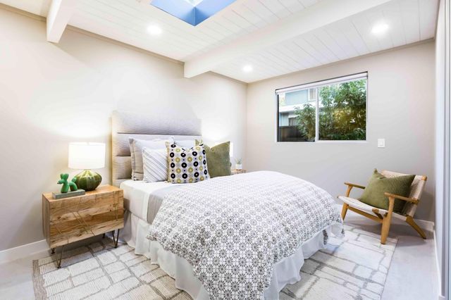 3454 Greer Road, Palo Alto, CA 94303