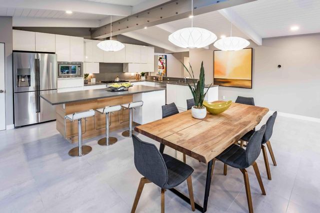 3454 Greer Road, Palo Alto, CA 94303