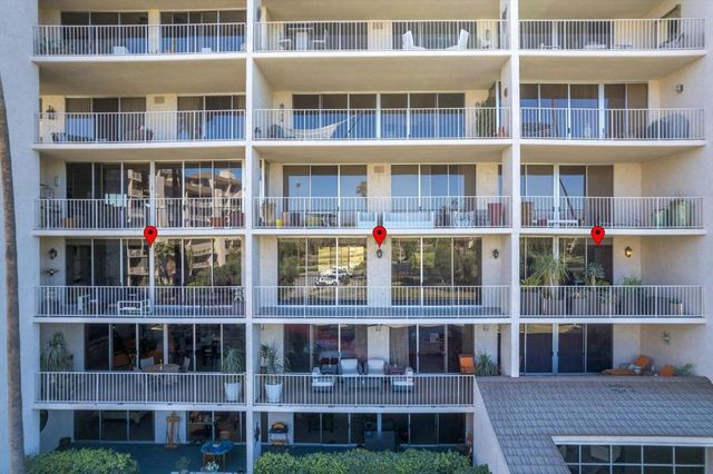 899 Island Drive 304, Rancho Mirage, CA 92270